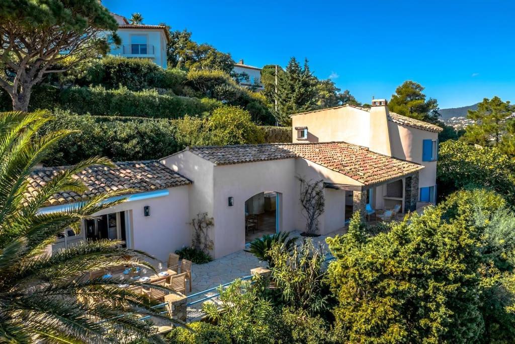 Superbe Villa, Incroyable Vue Mer, Piscine Chauffee, Climatisee Sainte-Maxime Exterior photo