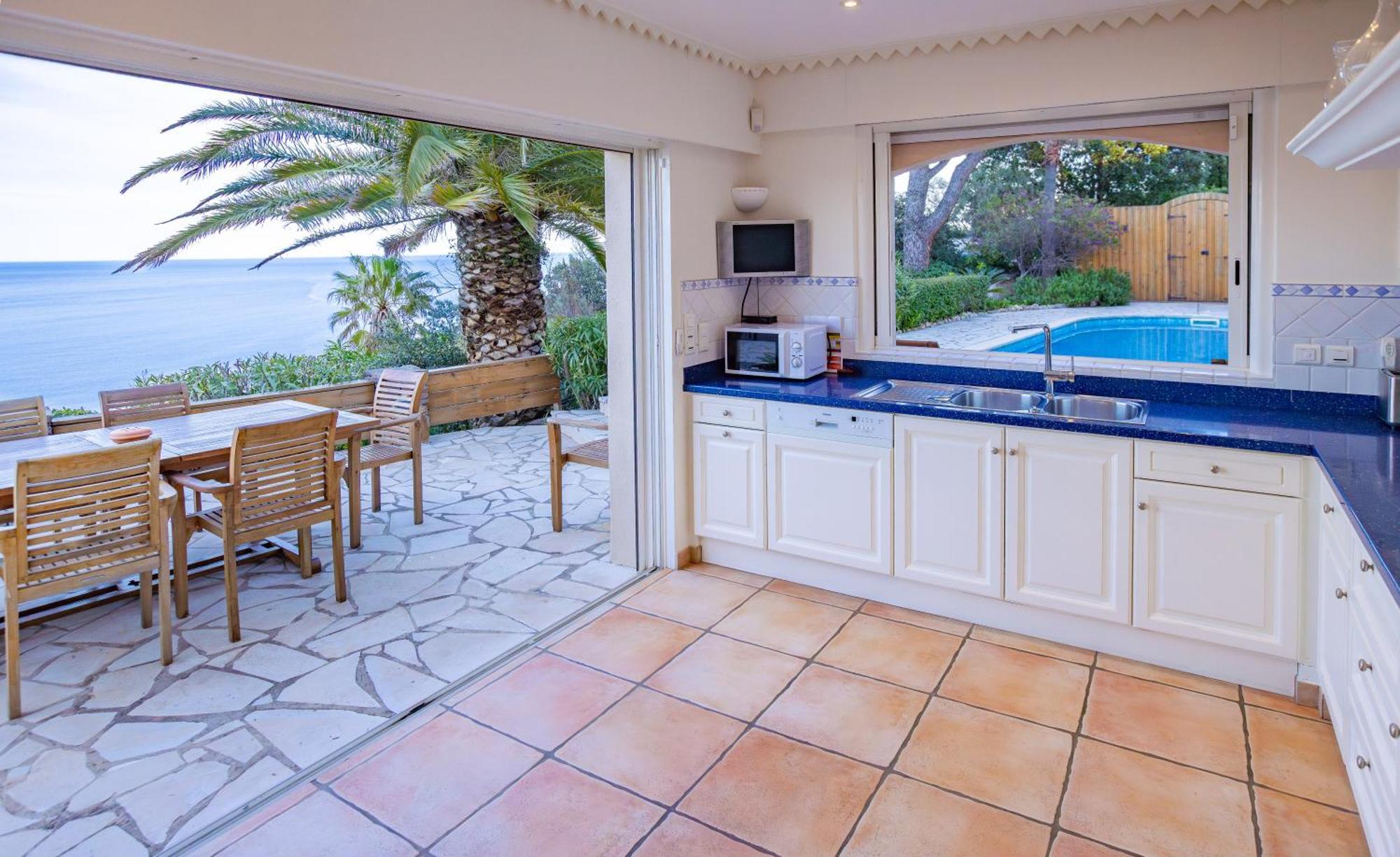 Superbe Villa, Incroyable Vue Mer, Piscine Chauffee, Climatisee Sainte-Maxime Exterior photo