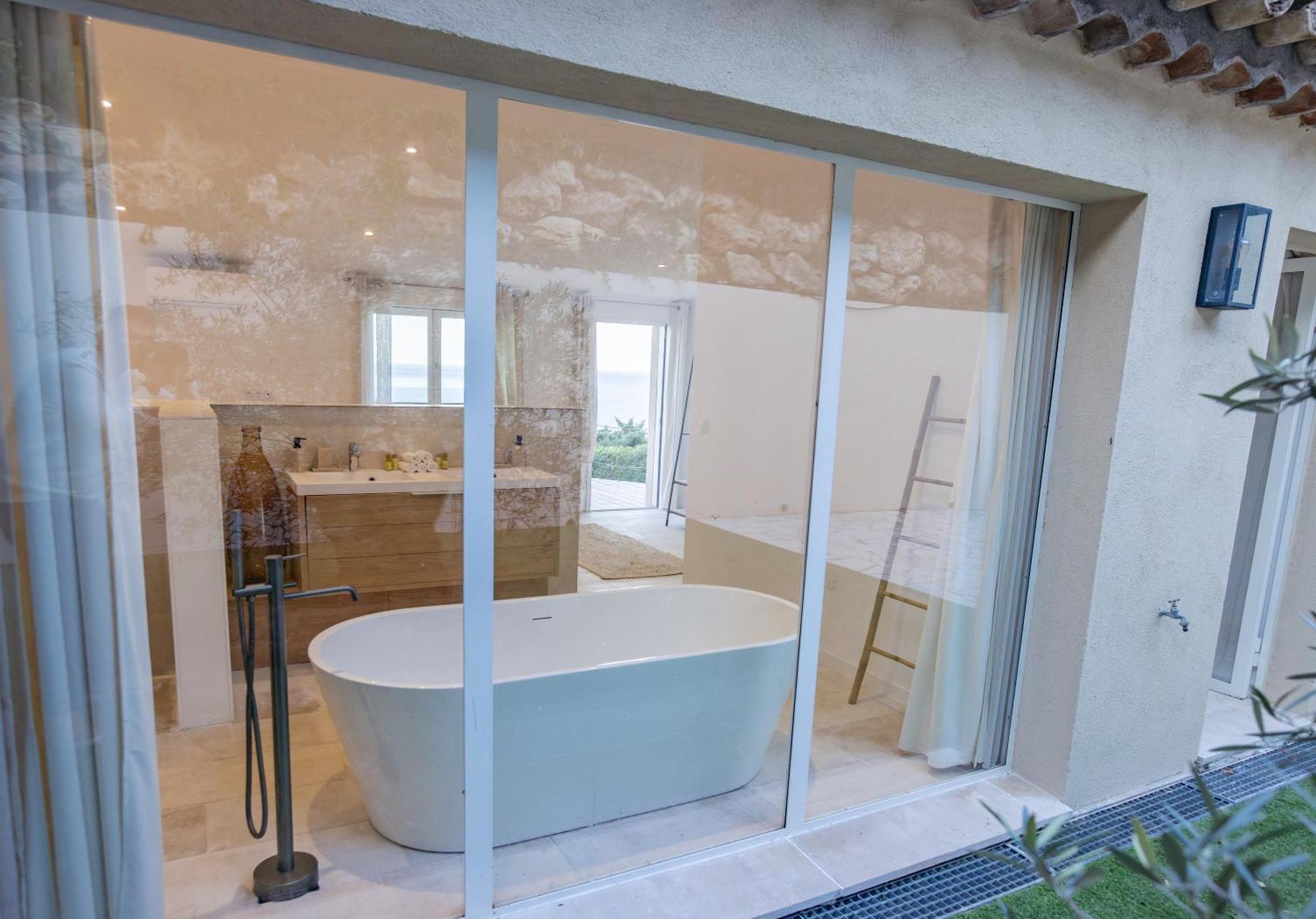 Superbe Villa, Incroyable Vue Mer, Piscine Chauffee, Climatisee Sainte-Maxime Exterior photo